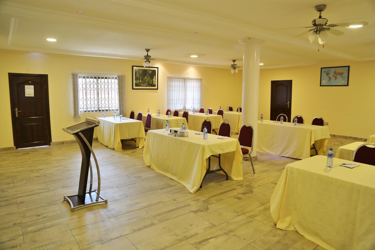 Eden Vale Hotel Ajiringano Dış mekan fotoğraf