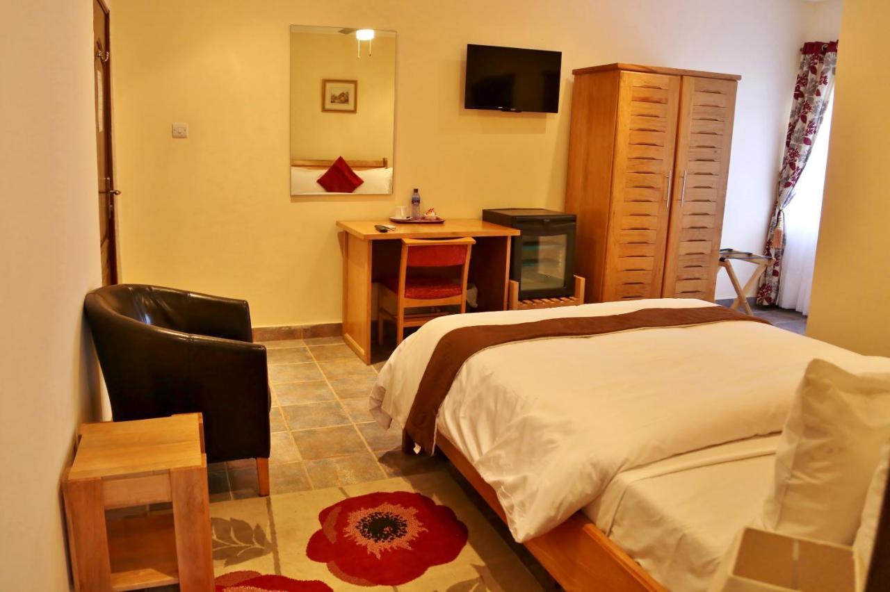 Eden Vale Hotel Ajiringano Dış mekan fotoğraf